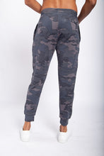 Load image into Gallery viewer, Mono B MEN - Jagged Camo Joggers
